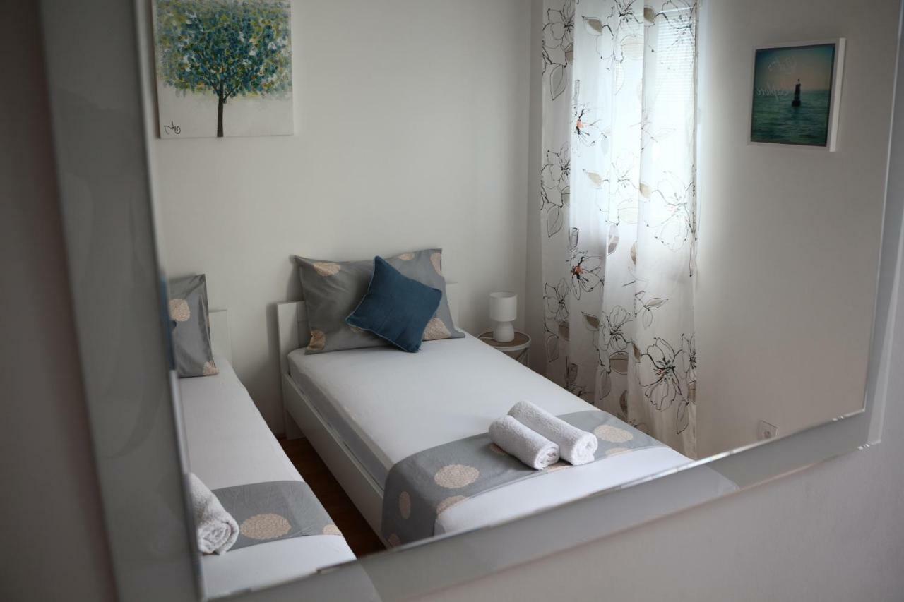 Apartment Mlacic Hvar Island Екстериор снимка